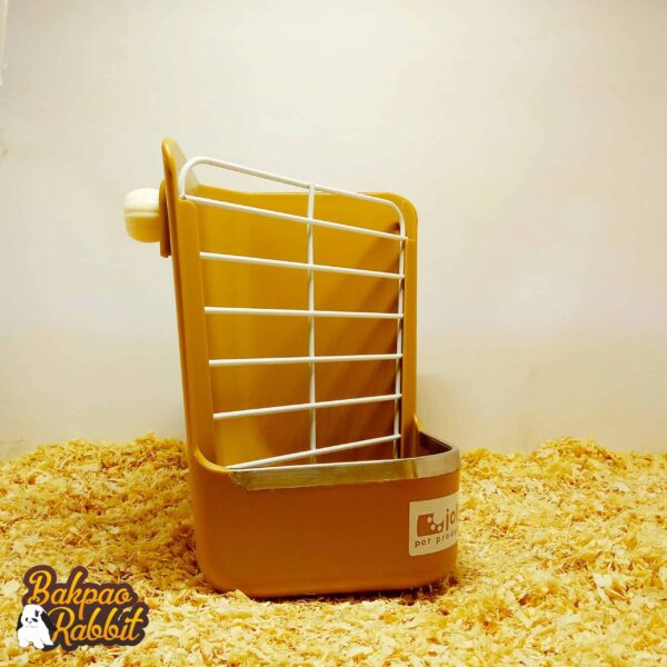 Jolly JP140 2 in 1 Hay Rack & Feeding Bowl Brown